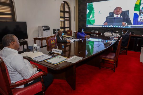 UHURU KENYATTA